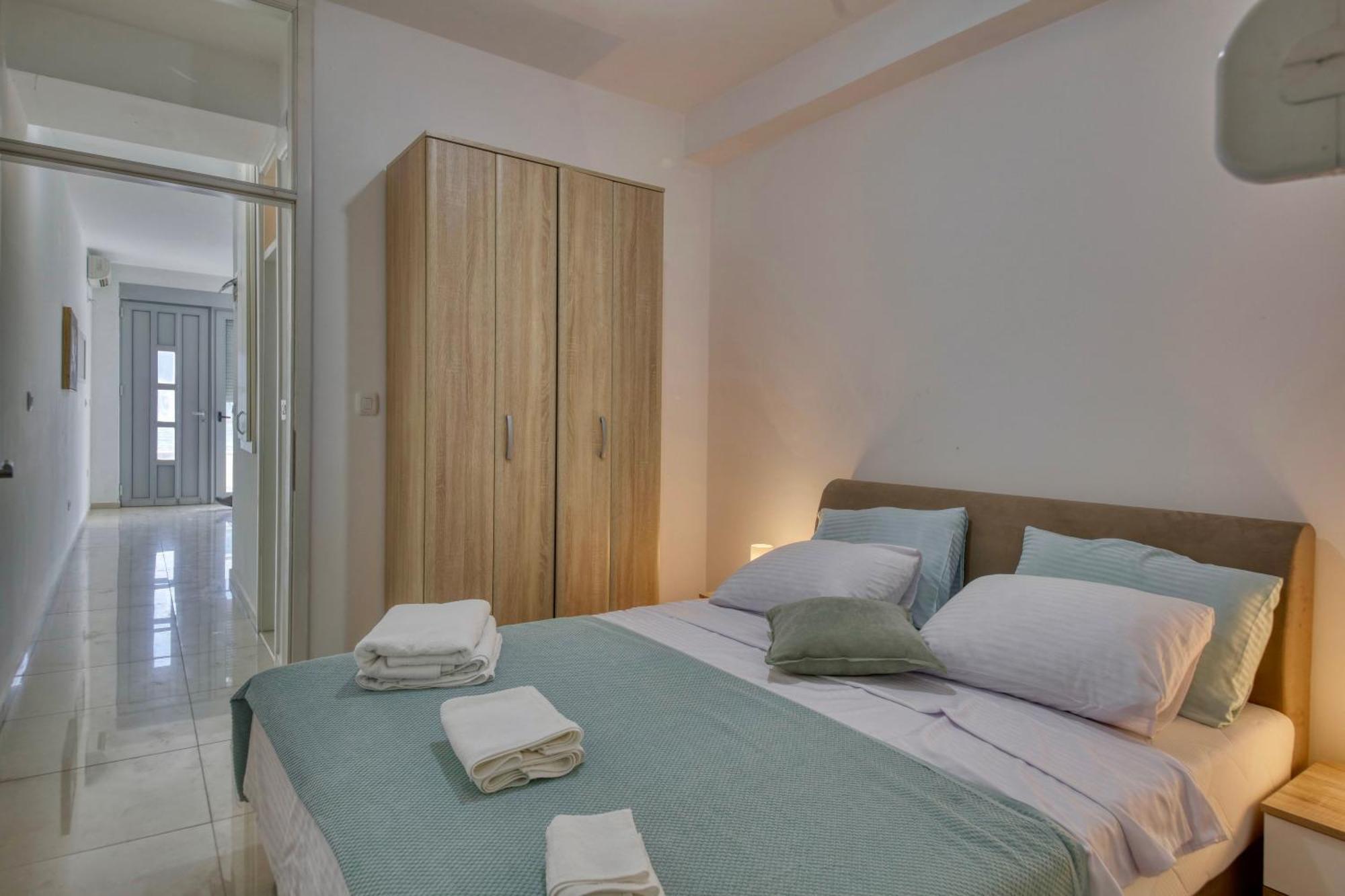 Waterfront Apartments 科托尔 外观 照片